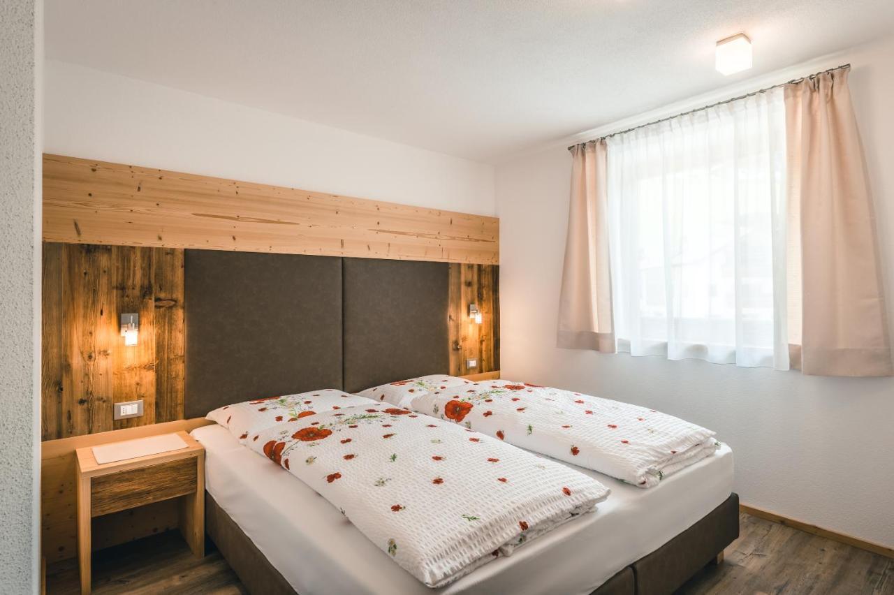 Chalet La Flueta Margherita لا فالي المظهر الخارجي الصورة