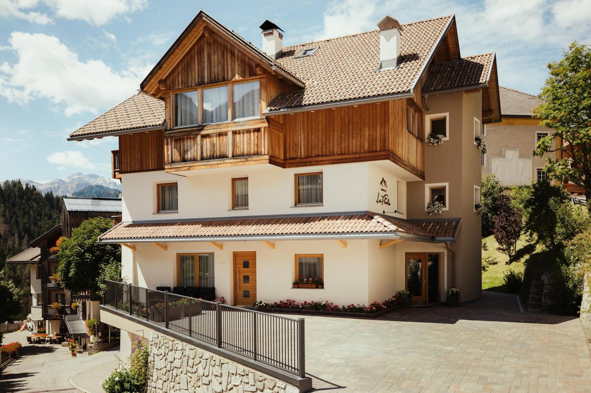 Chalet La Flueta Margherita لا فالي المظهر الخارجي الصورة